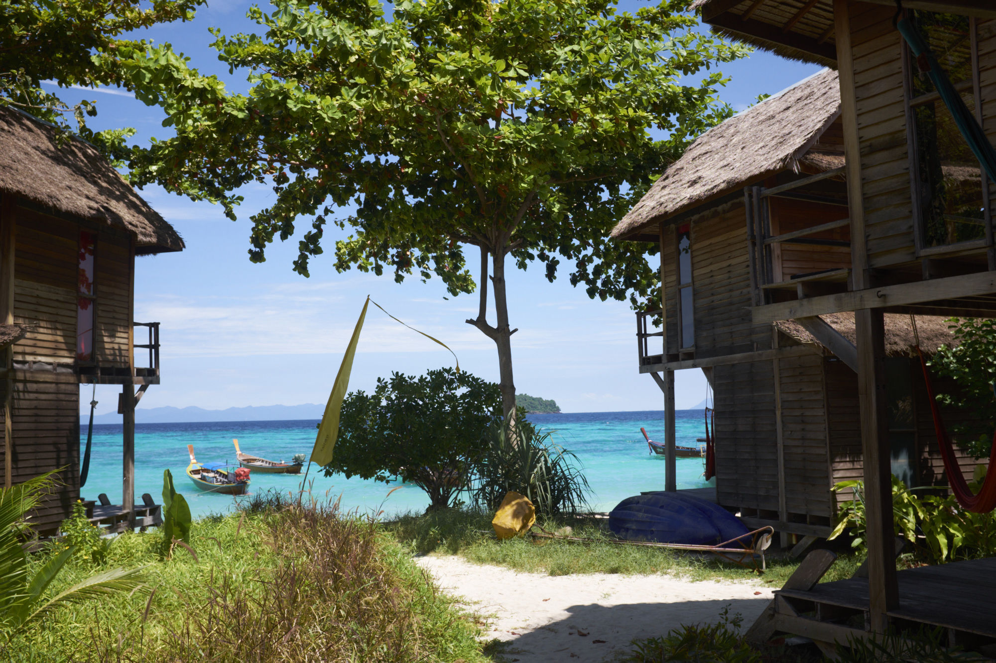 Castaway Resort 3*
