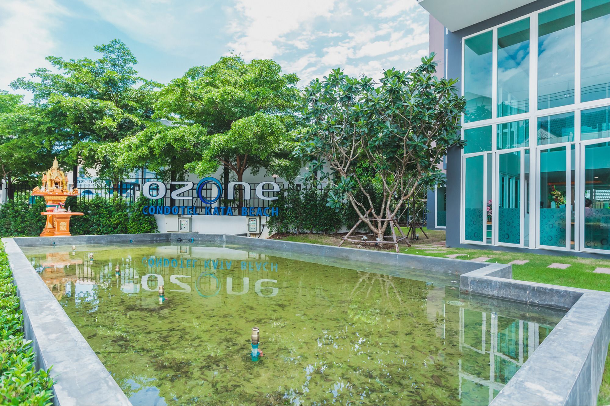 In In Ozone A606 Apartment