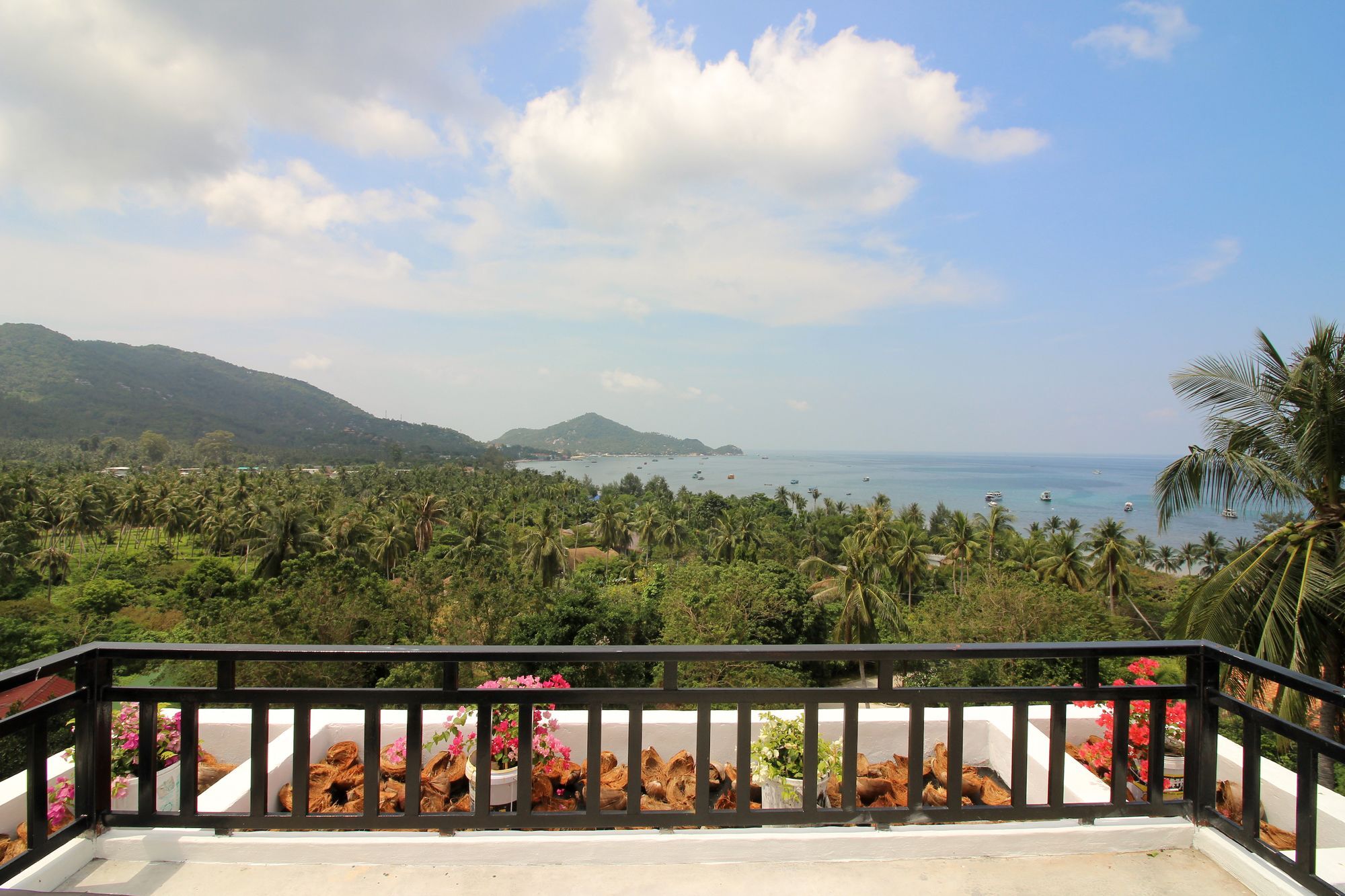 Hotel Sairee Seaview Koh Tao