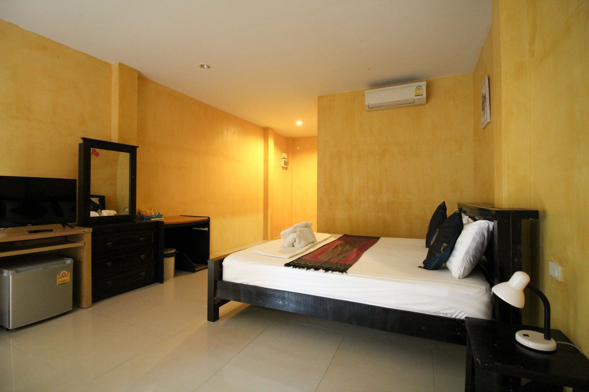 Sairee Seaview Hotel 3*