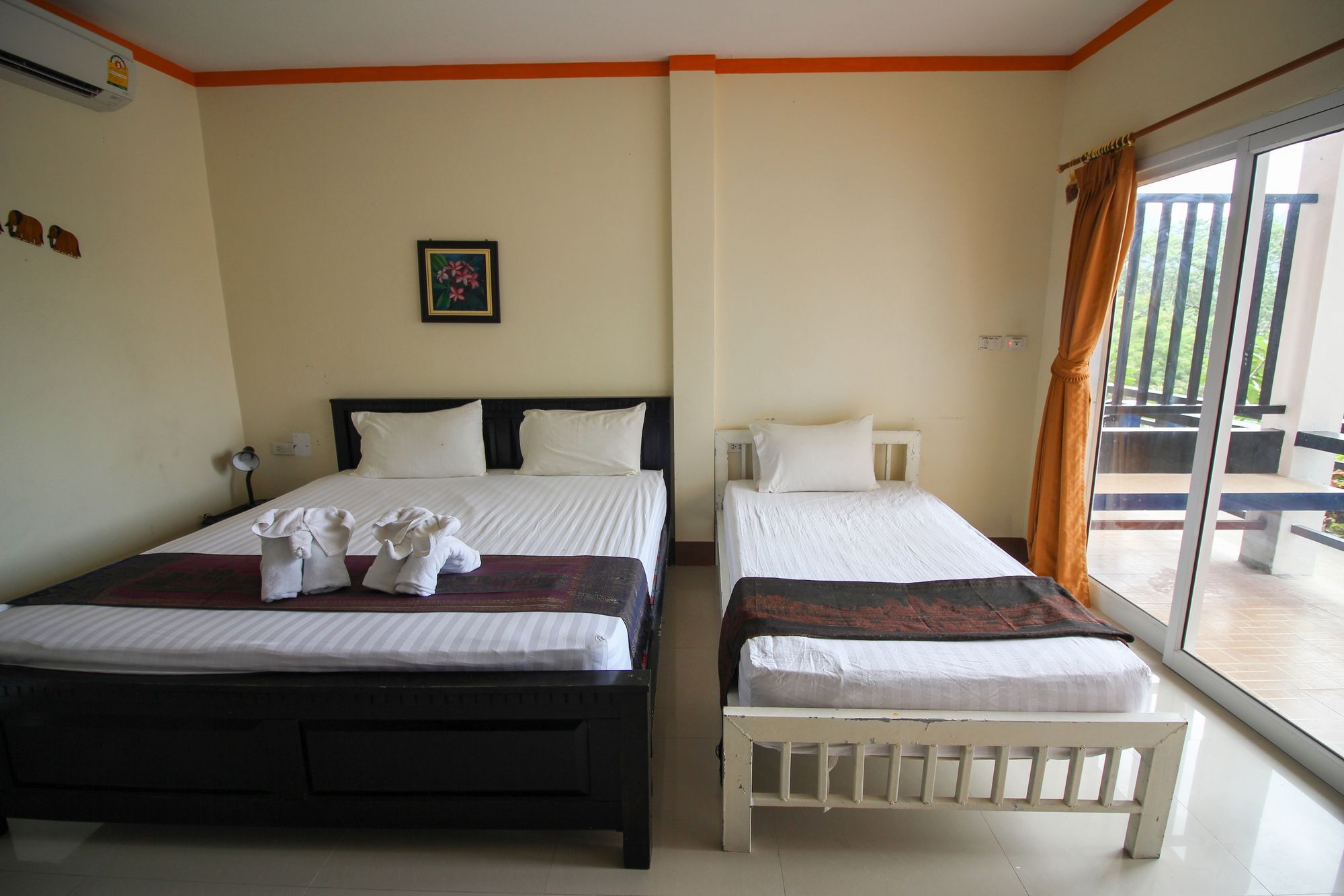 Hotel Sairee Seaview Koh Tao