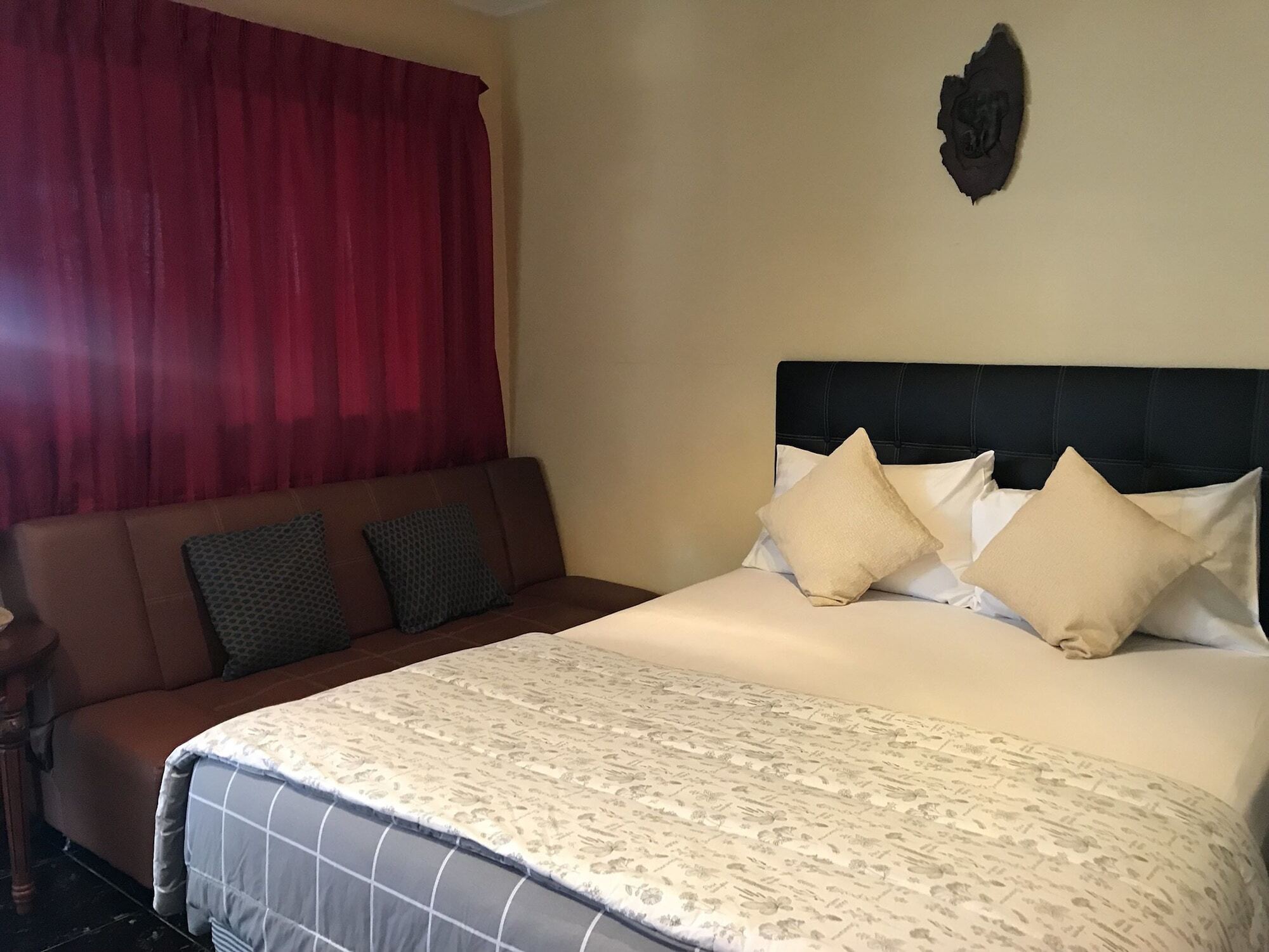 The One House Guest house 2*