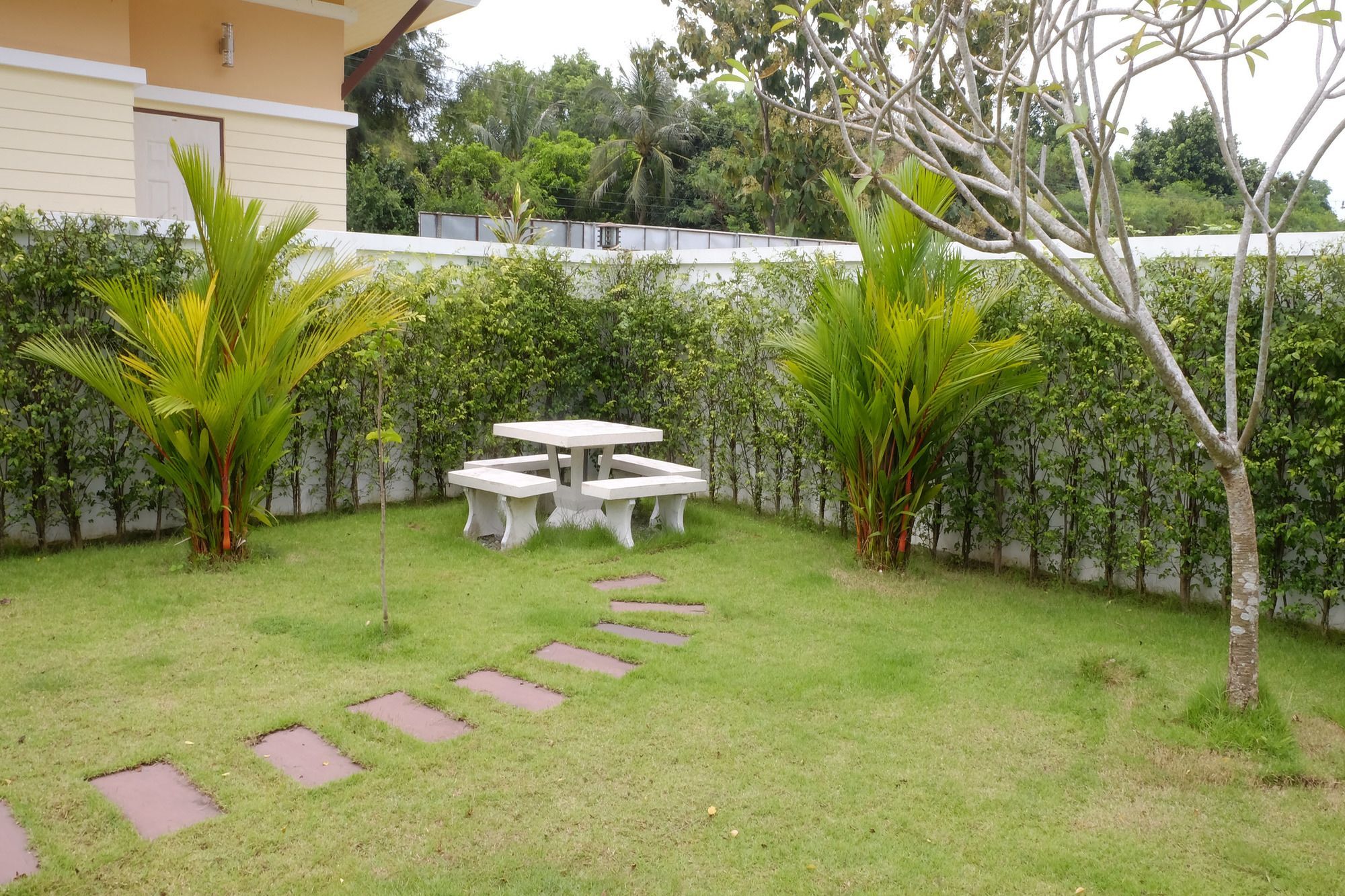 Resort Ban Sumalai Rayong