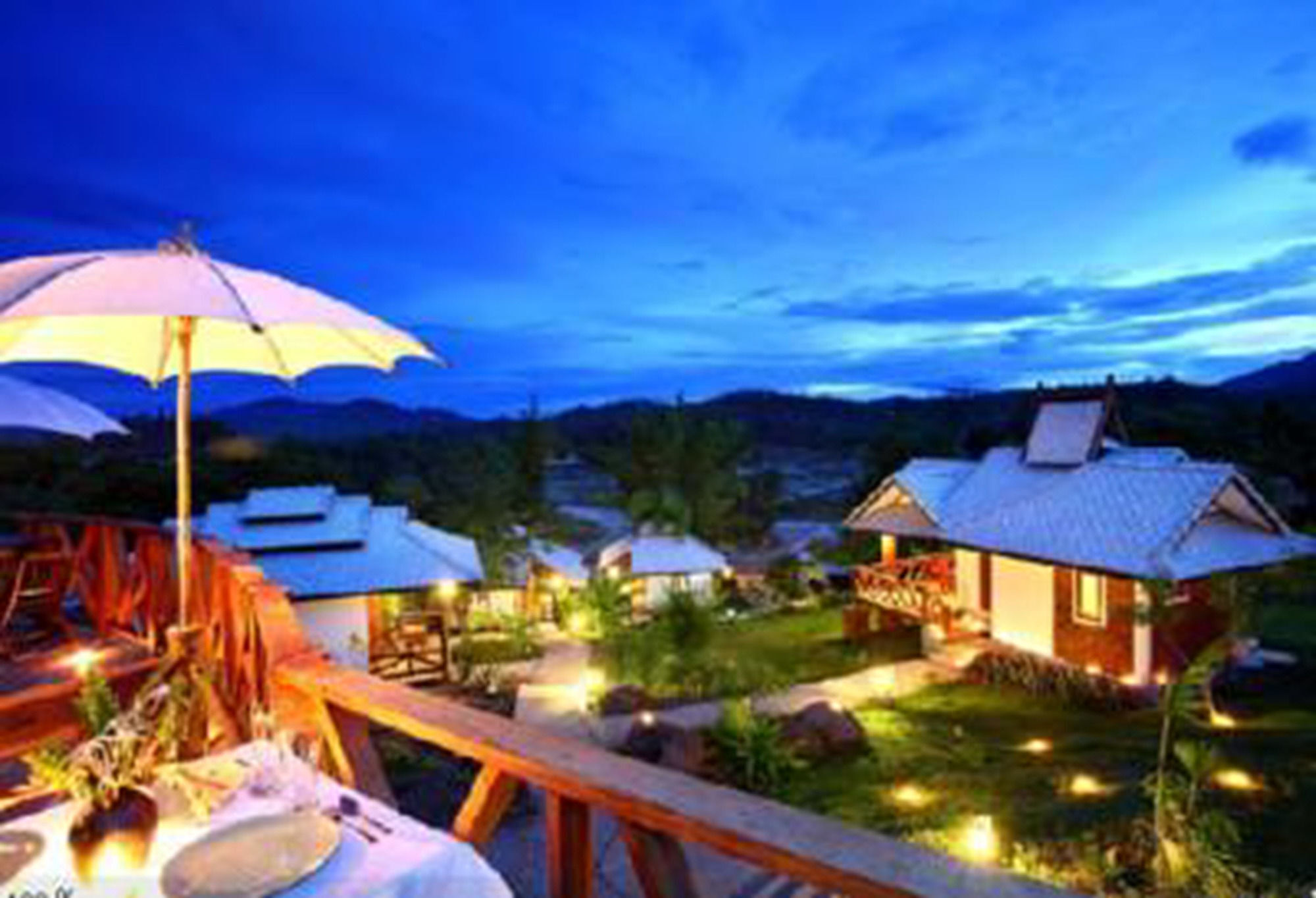 & Baan Chonphao * Pai