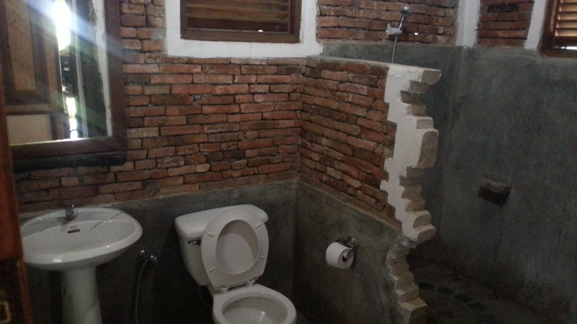 & Baan Chonphao Pai
