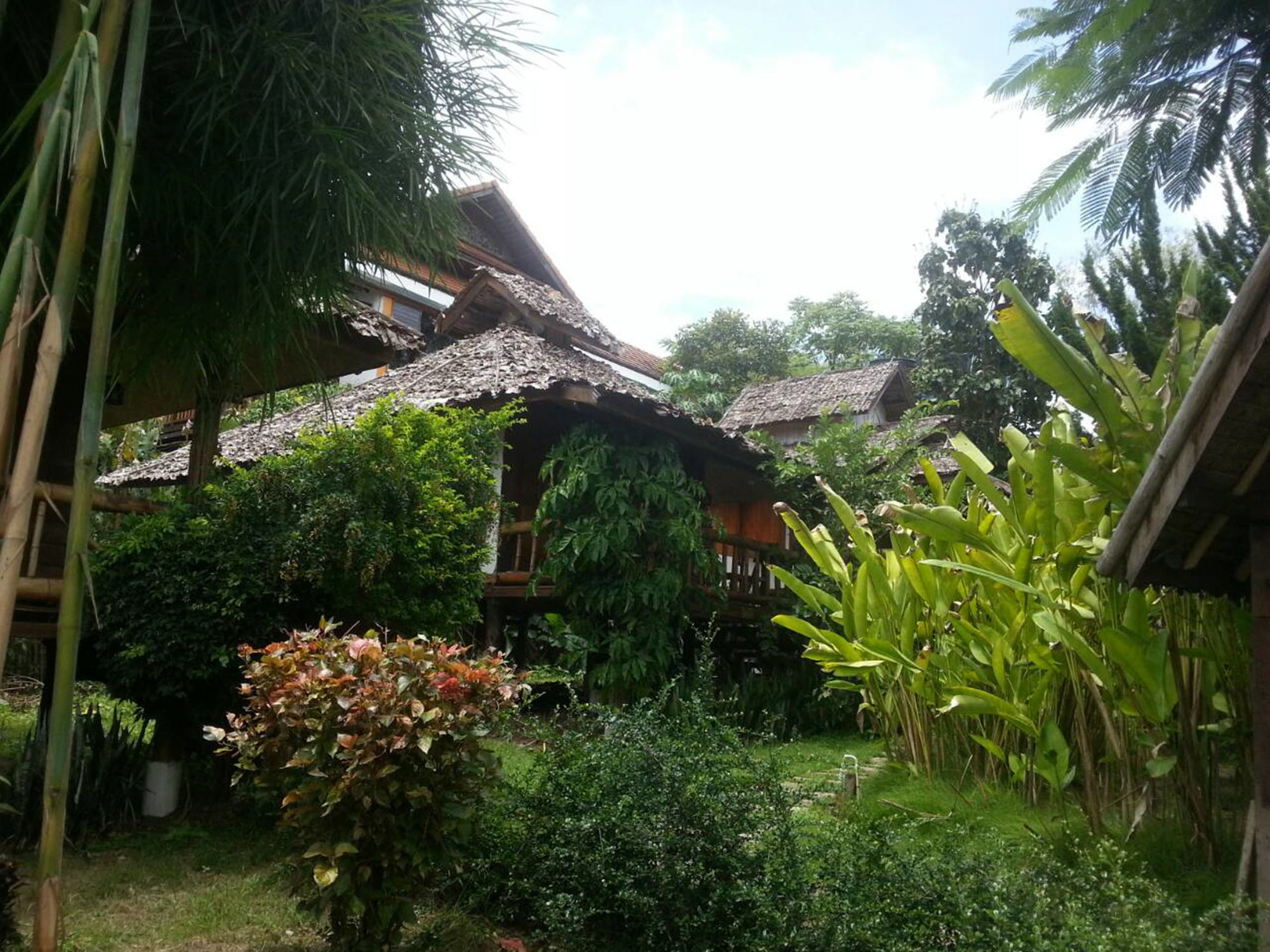 & Baan Chonphao