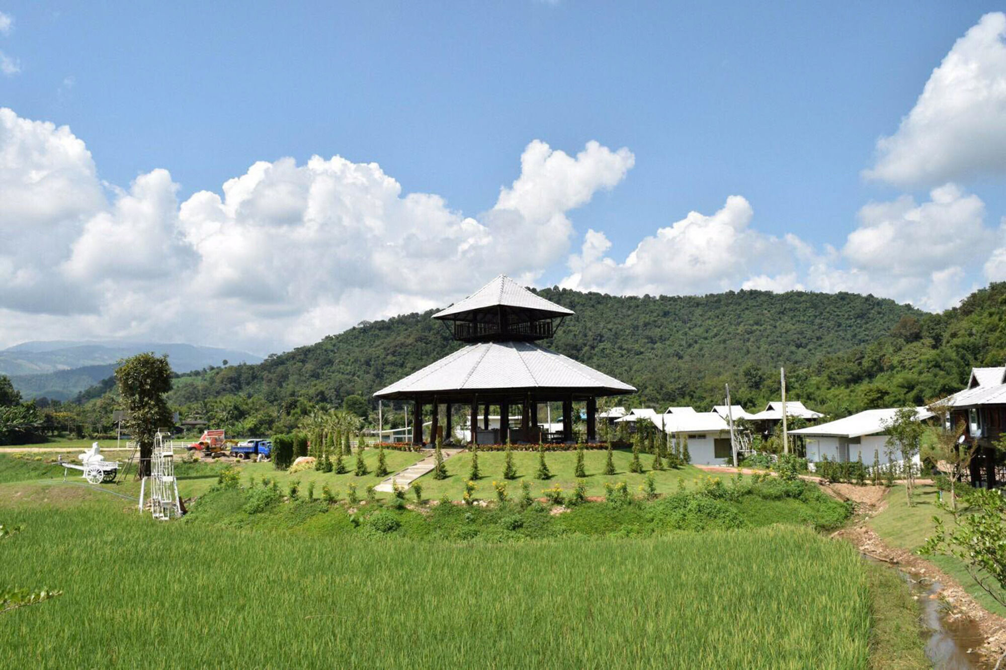 The White House Boutique Resort Chiang Rai