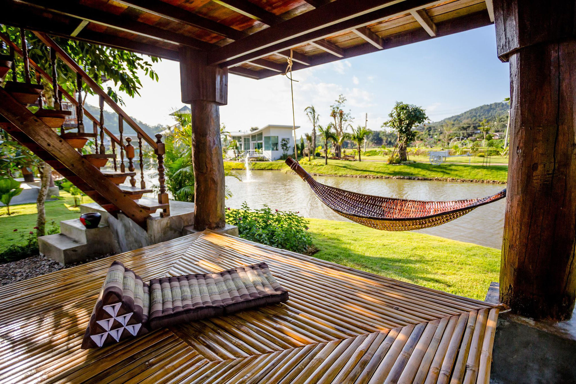 The White House Boutique Resort 3*
