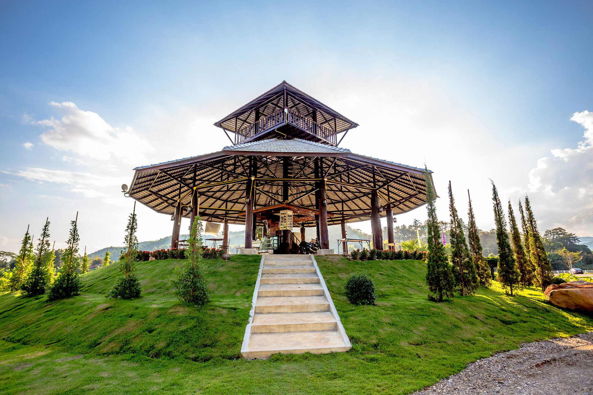 The White House Boutique Resort 3*