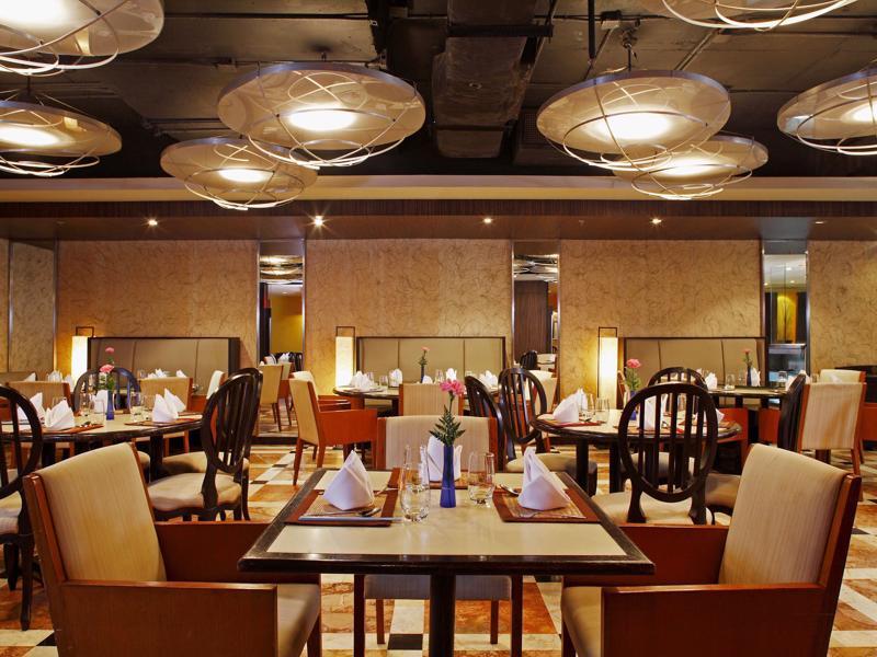 Centara Yai Hotel