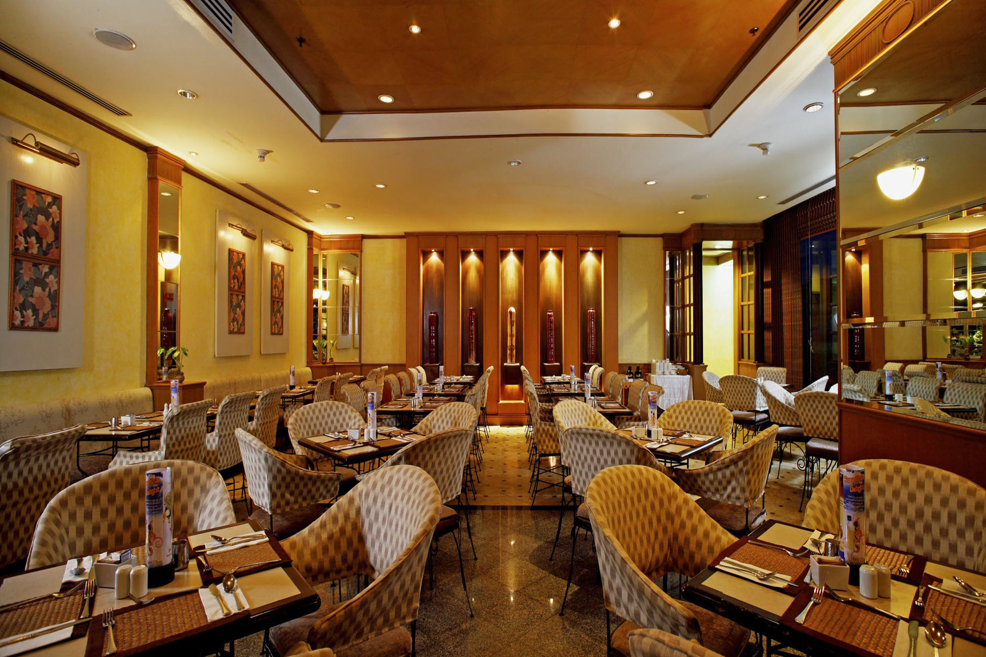 Hotel Centara Yai 4*