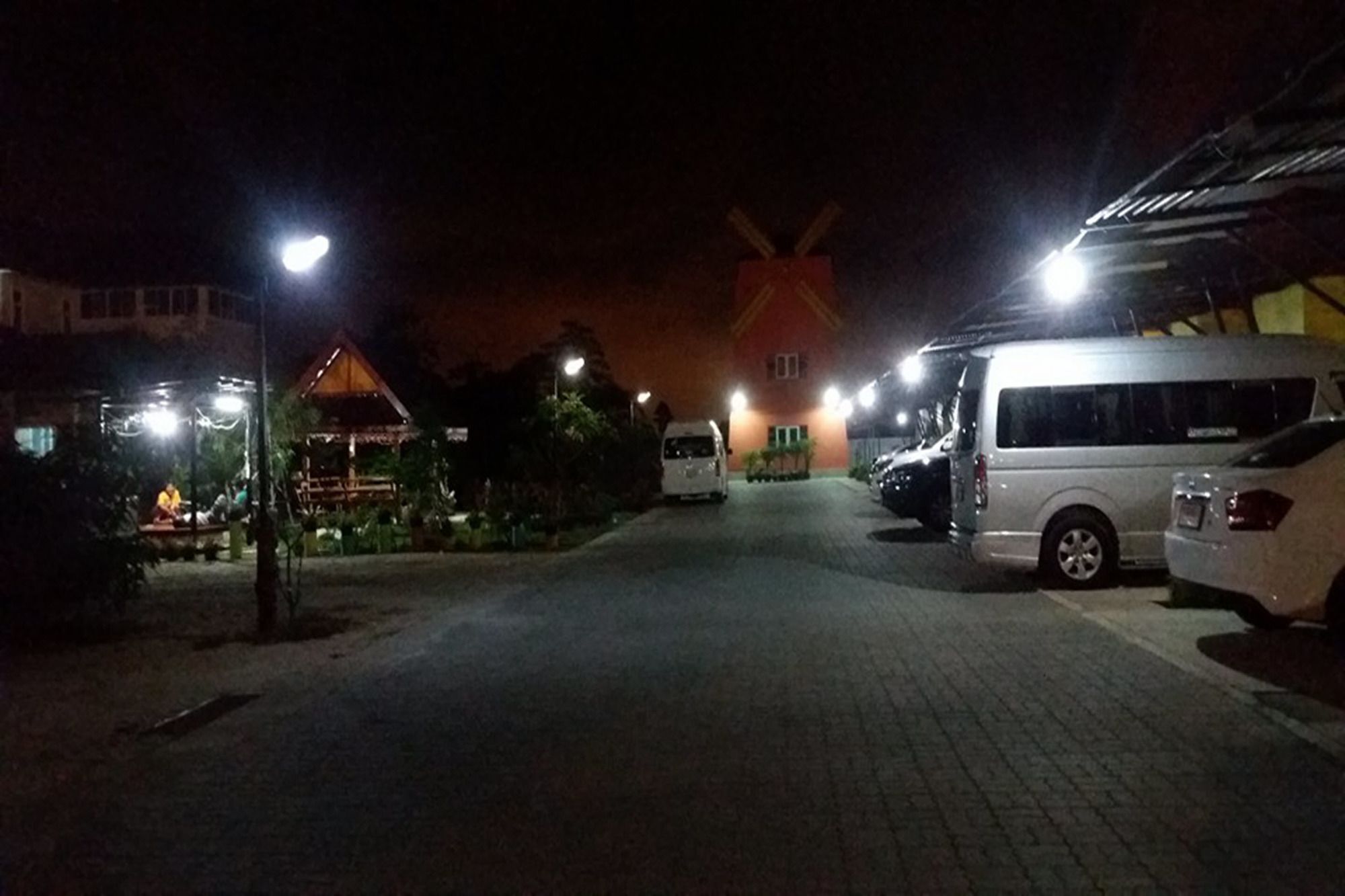 Resort The Moonlight