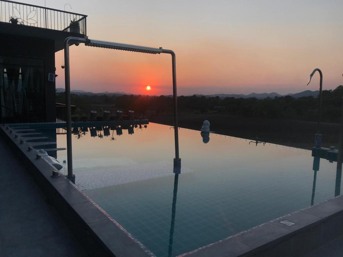 Chef Nirvana Pool Phayayen