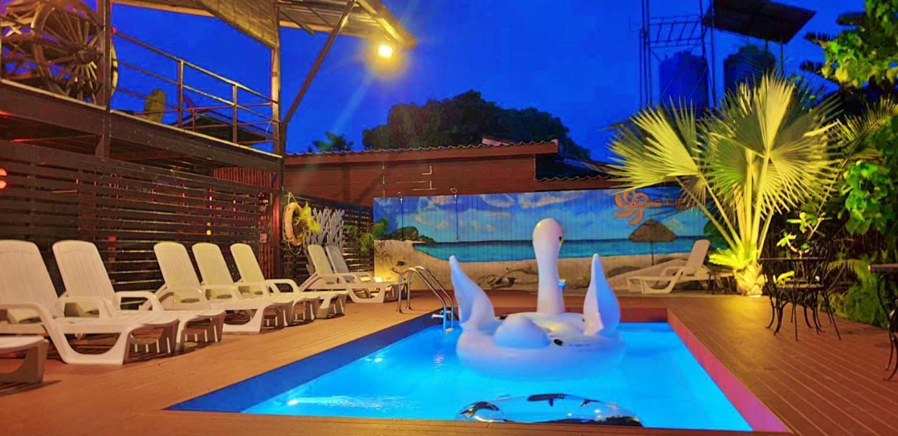 Oasis Koh Lipe