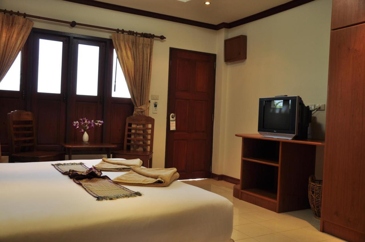 Baan Chayna Bang Tao Beach (Phuket)
