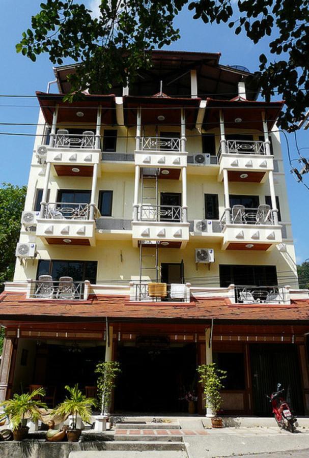 Hostel Amorn Mansion
