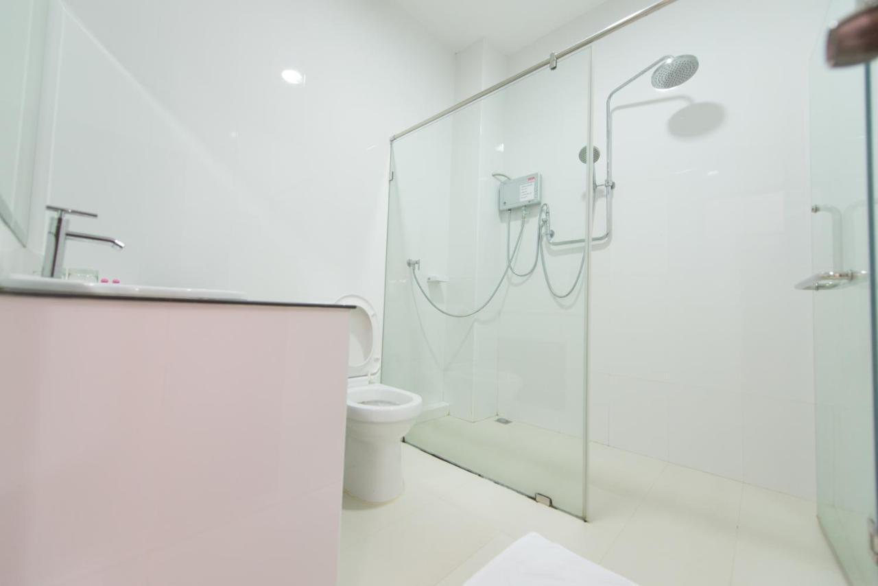 Nongkhai White Hotel Nong Khai