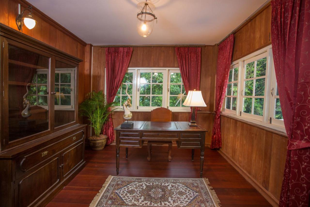 Villa Baan Khun Nang Colonial
