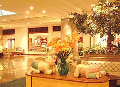 Purimas & Hotel 3*