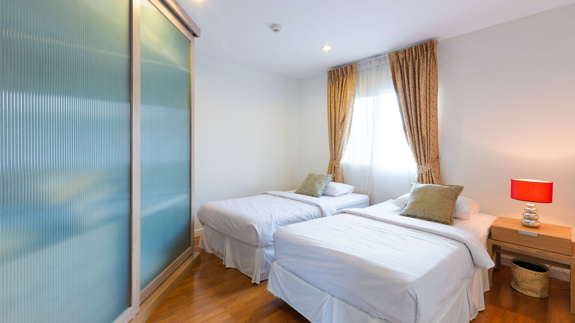 Apartment Baan Poolom Beachfront Hua Hin
