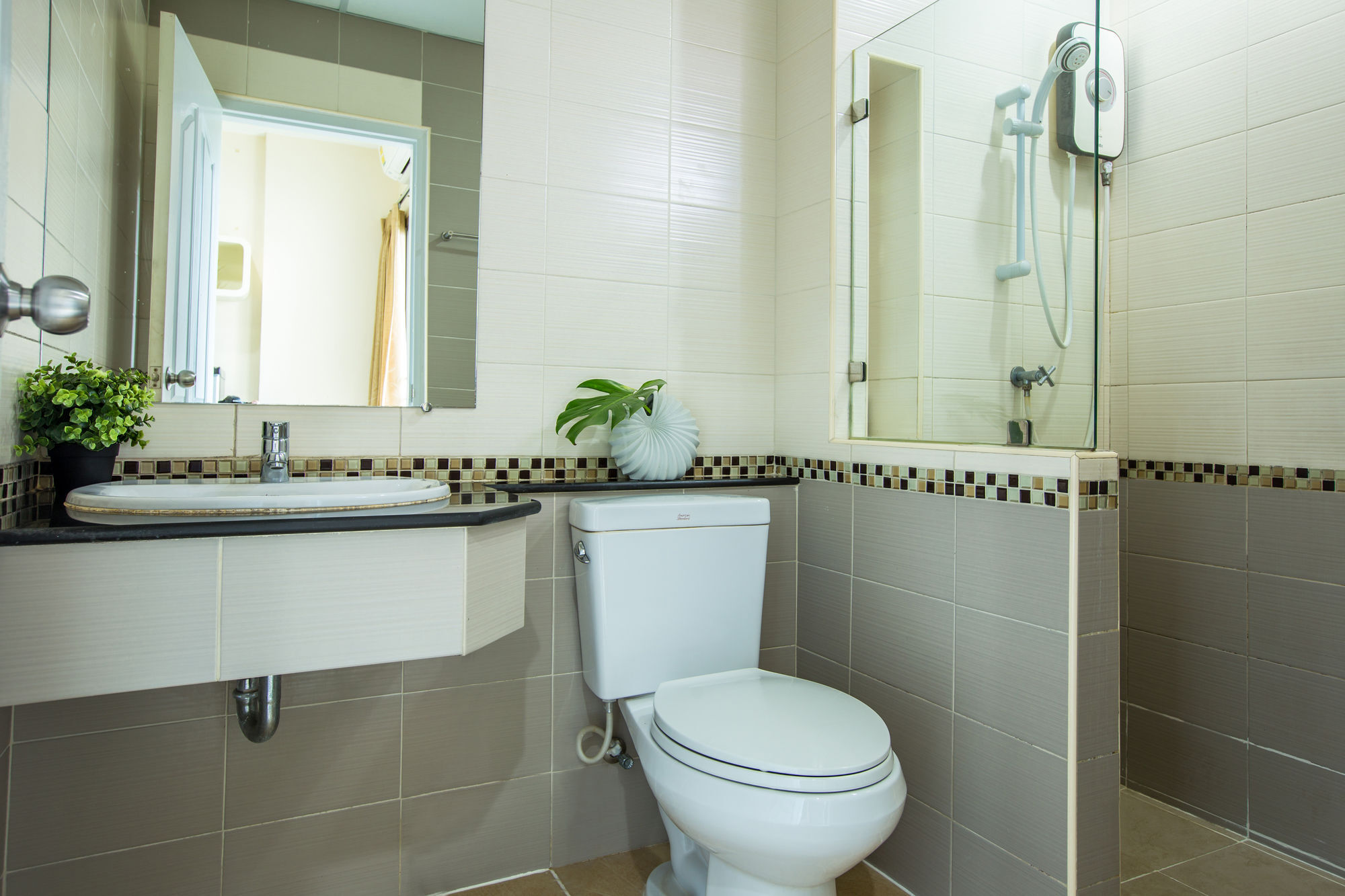 Place Serviced 1 * Chonburi