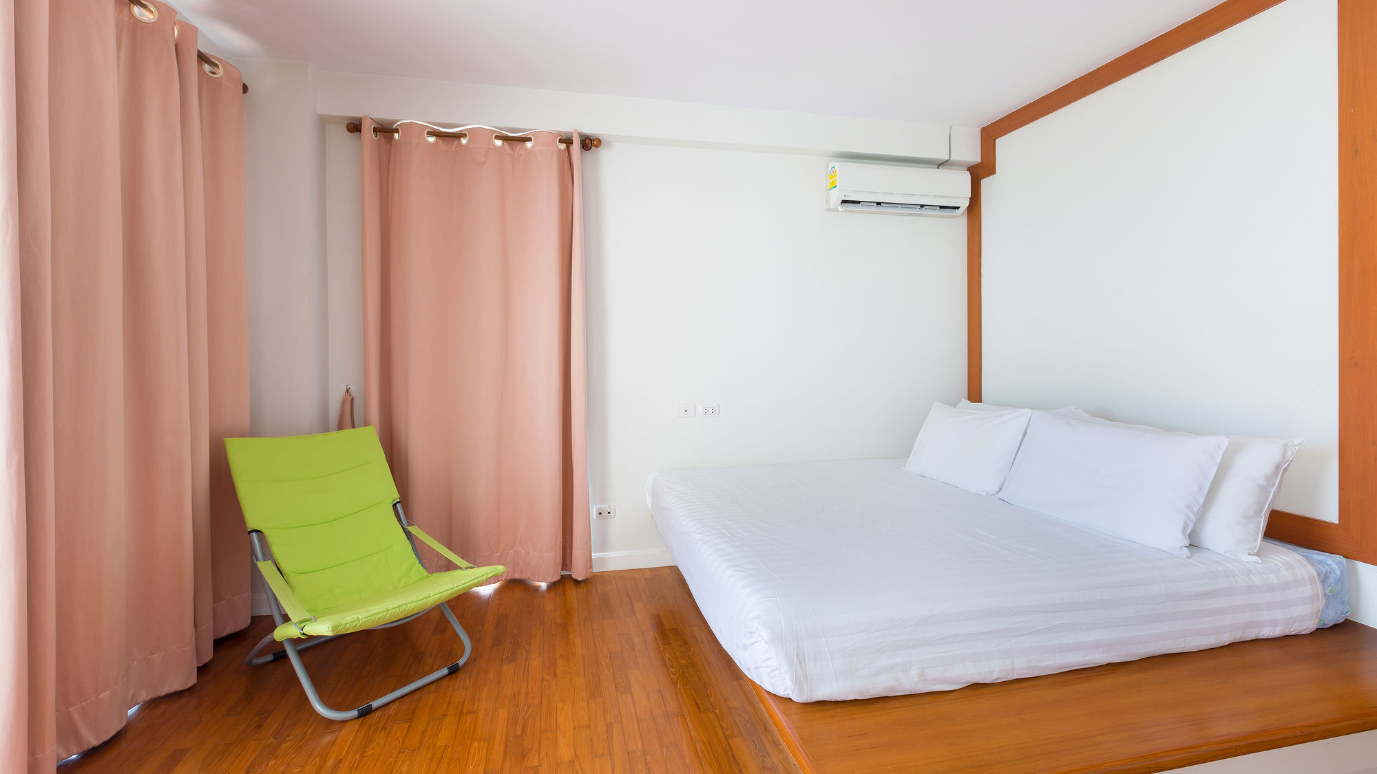 Baan Poolom Beachfront * Hua Hin