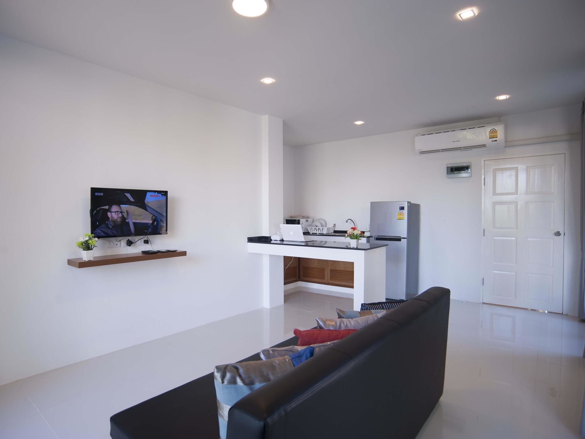 Villa Sea Space Phuket *