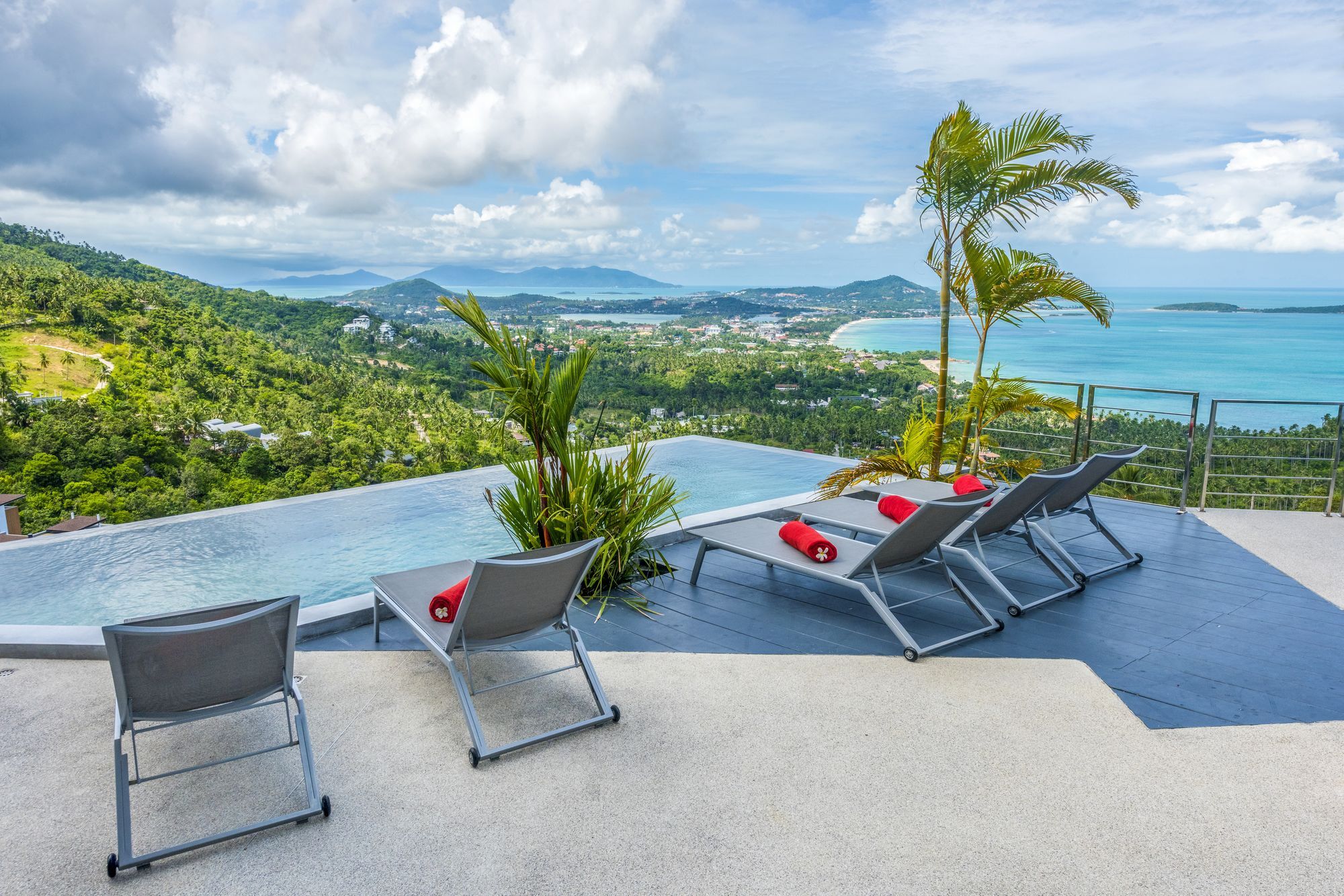 Infinity Pool Moon Light Bophut