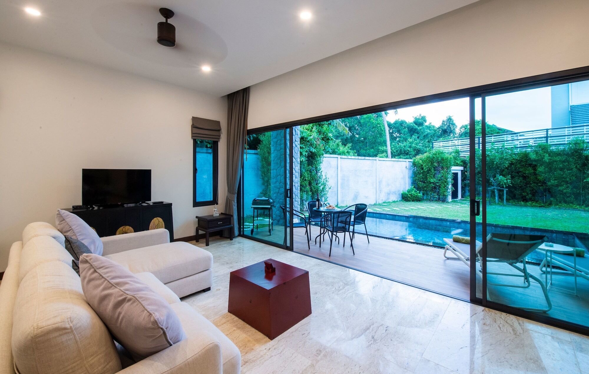 Acasia Pool Phuket Resort Chalong