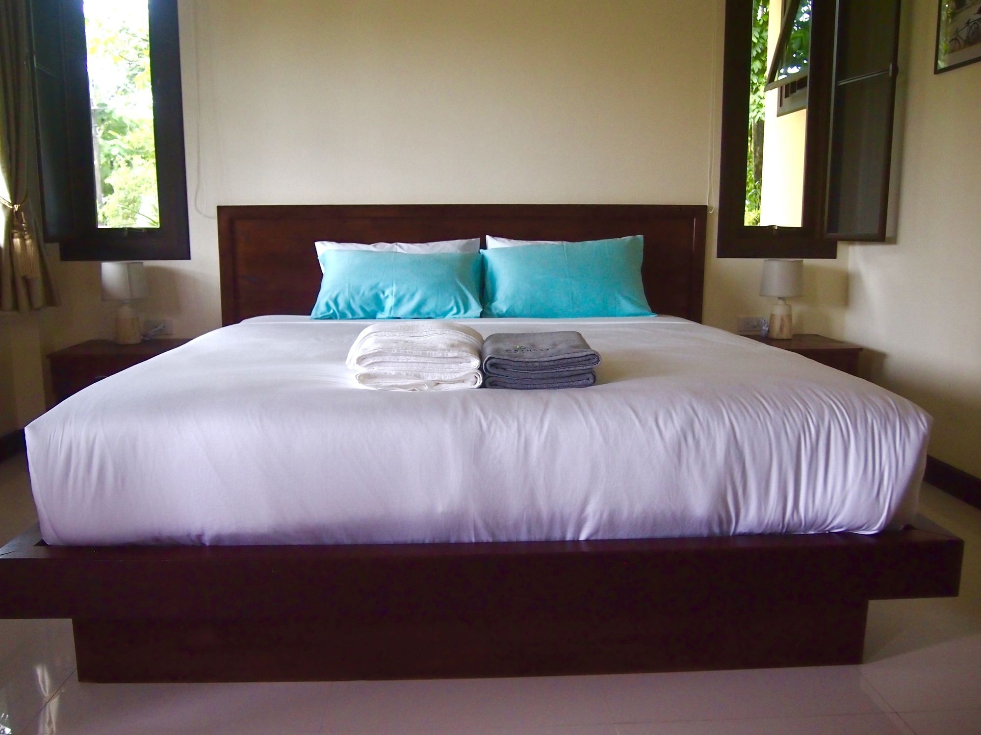 Resort At Bangsak