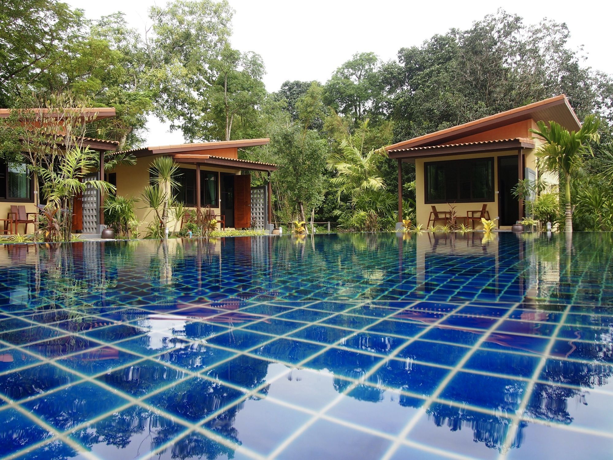 Resort At Bangsak 3*