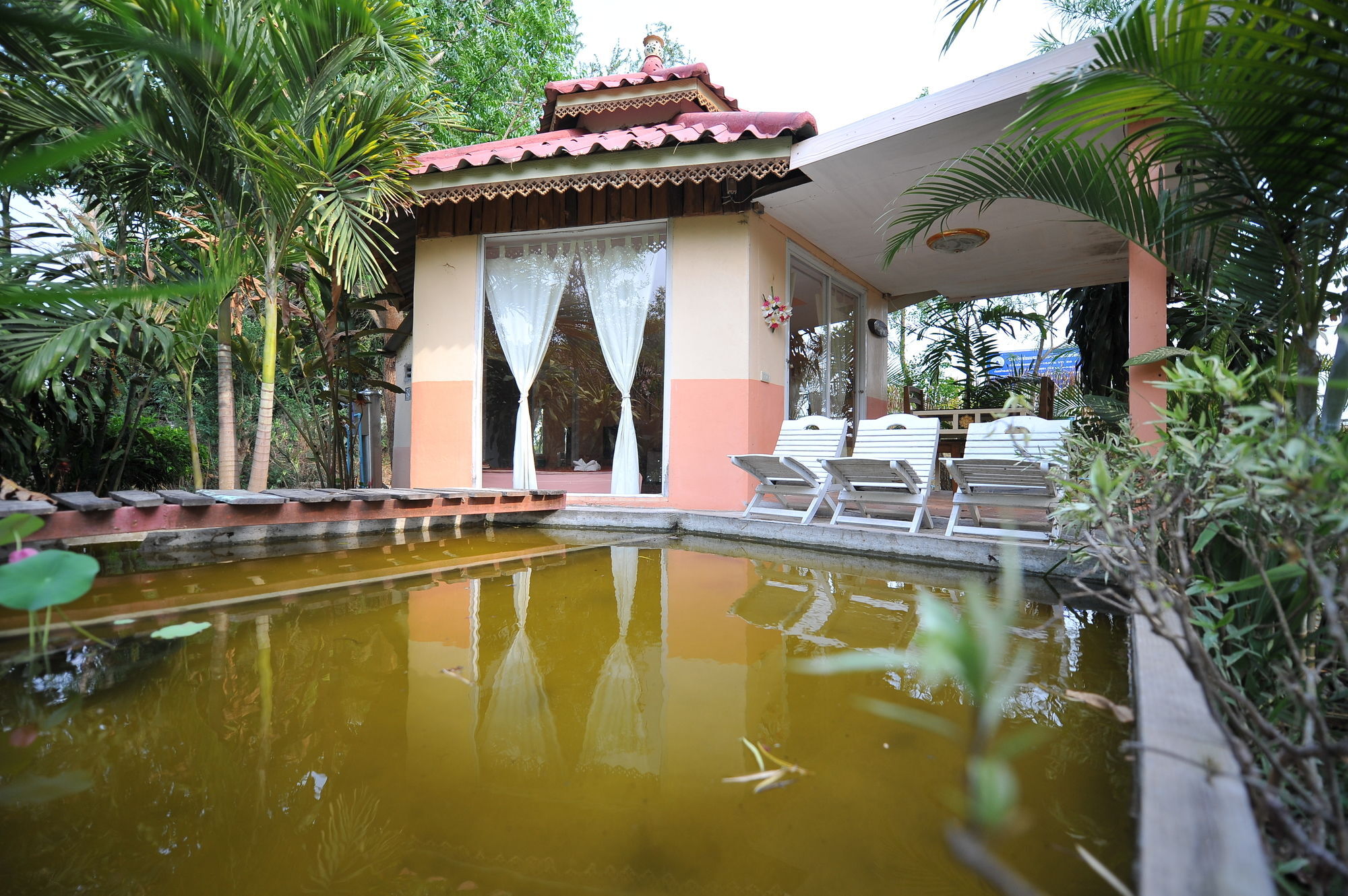 Ban Tonnam 3*