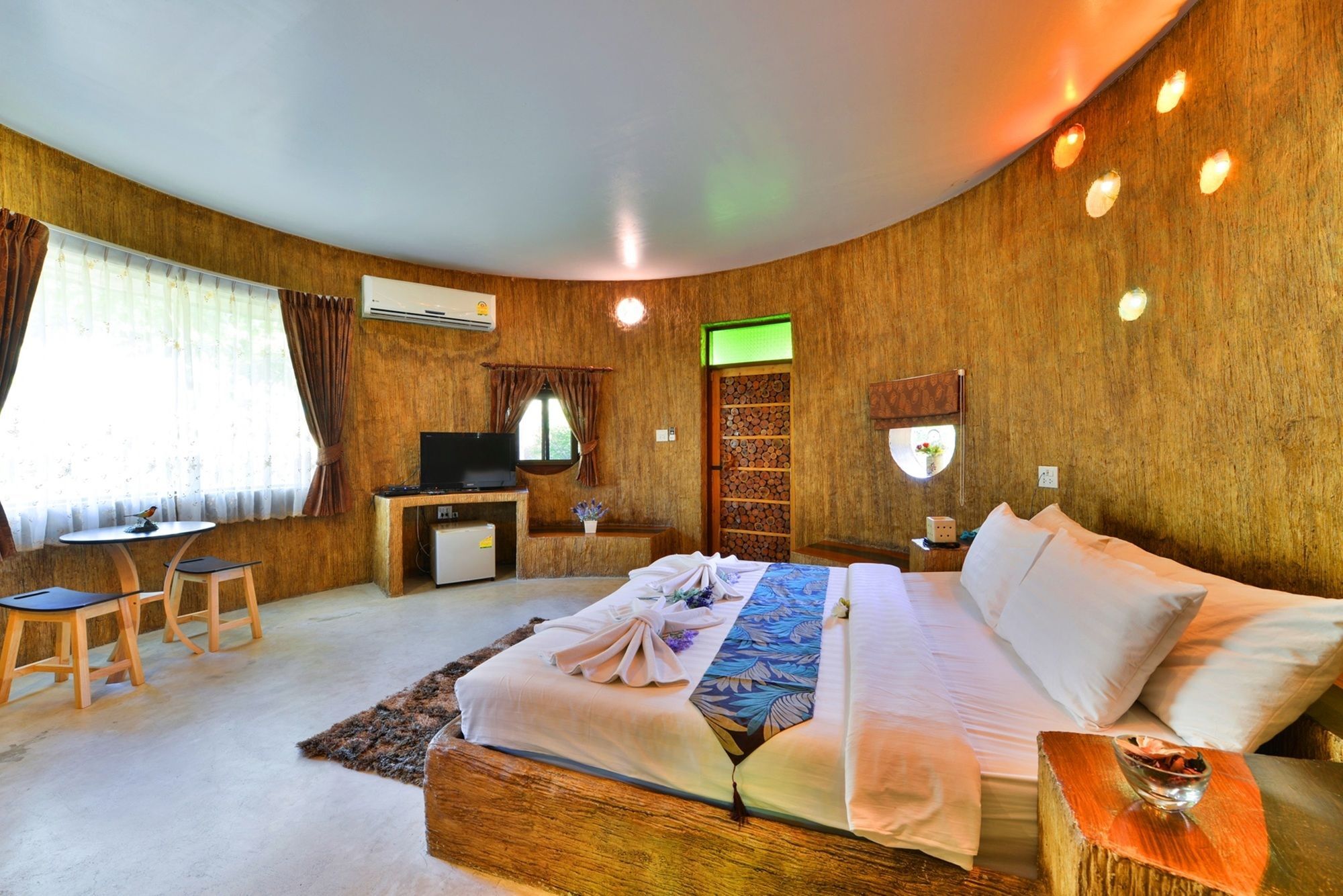 Theerama Resort Suan Phueng