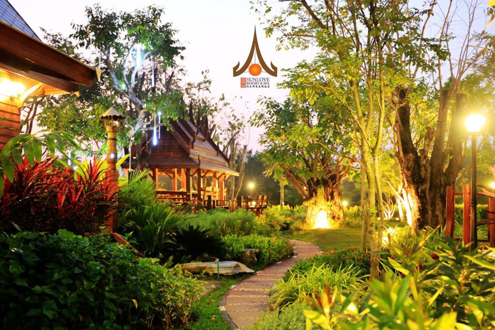 Sunlove And Spa - Royal View Resort