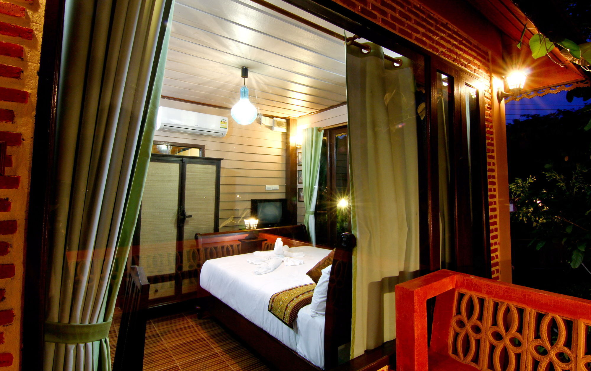 Buadara Chumphon Resort
