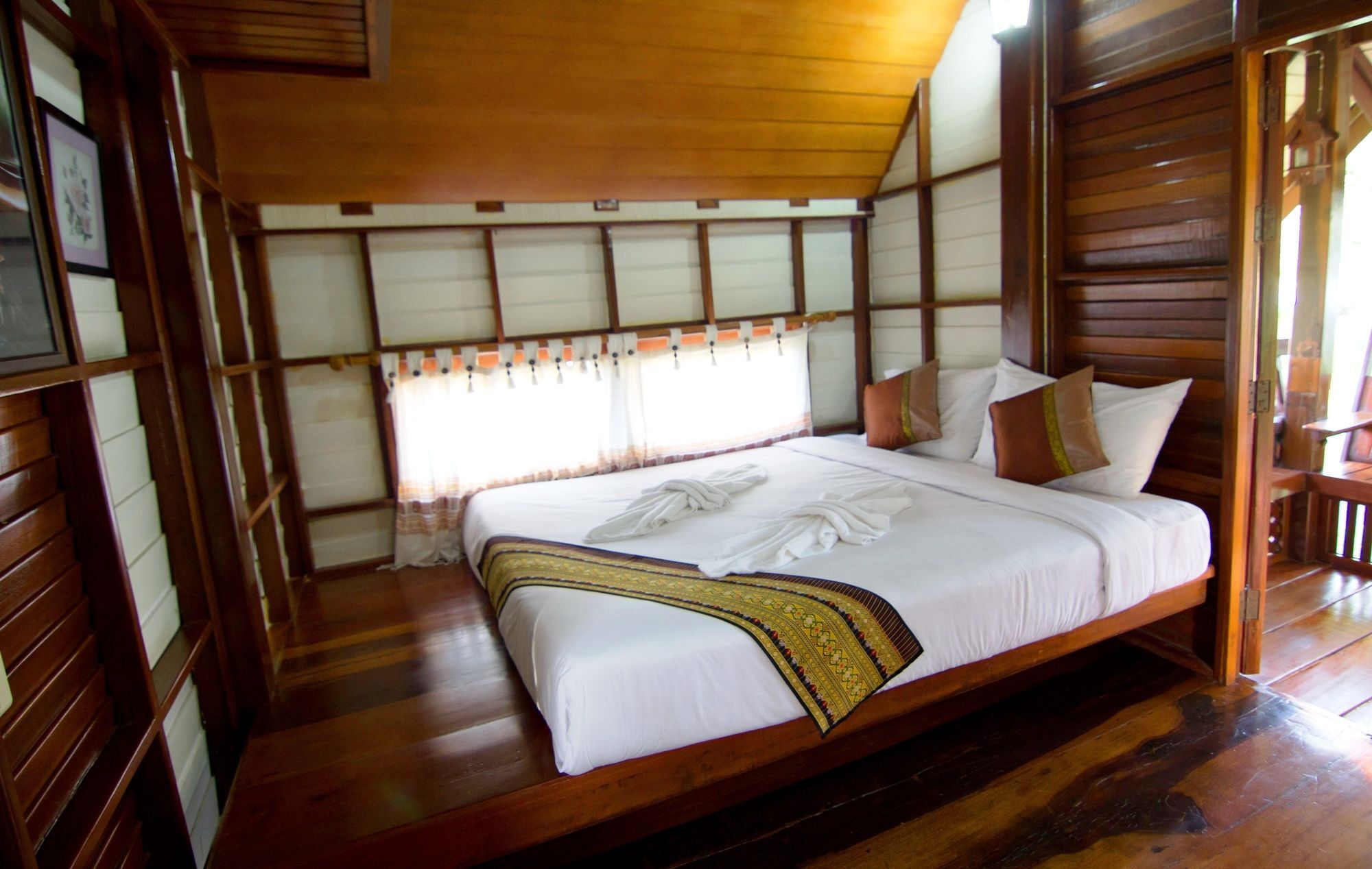 Buadara Chumphon Resort Pathio