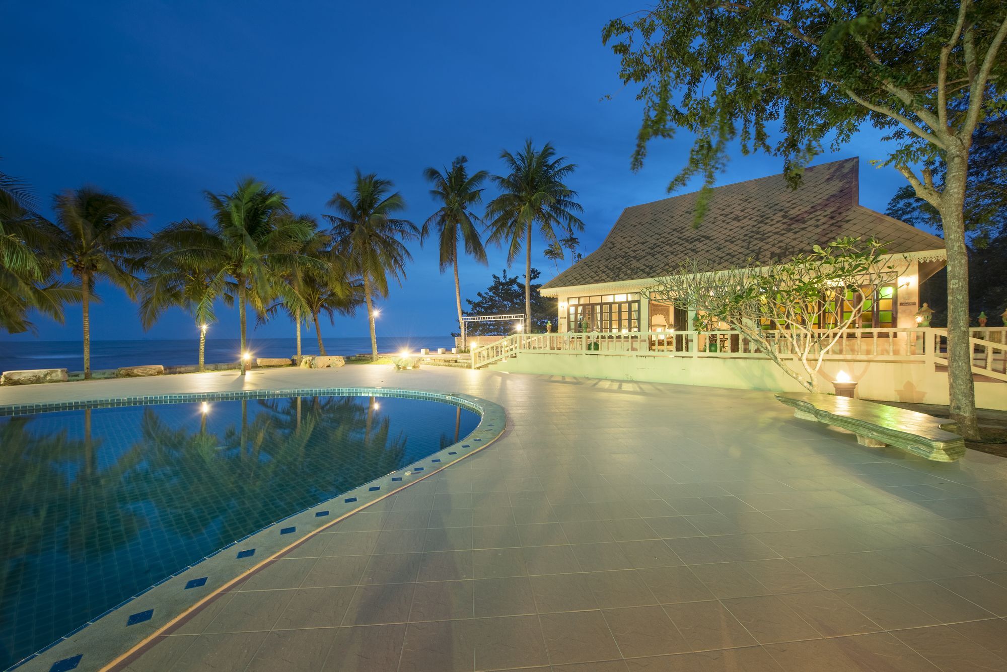 Buadara Chumphon Pathio