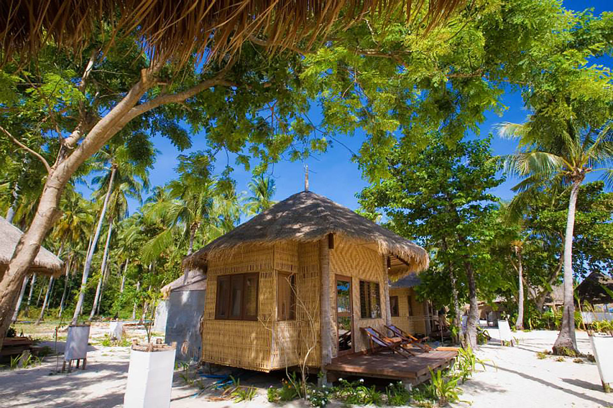 Mayalay Resort-green Koh Ngai