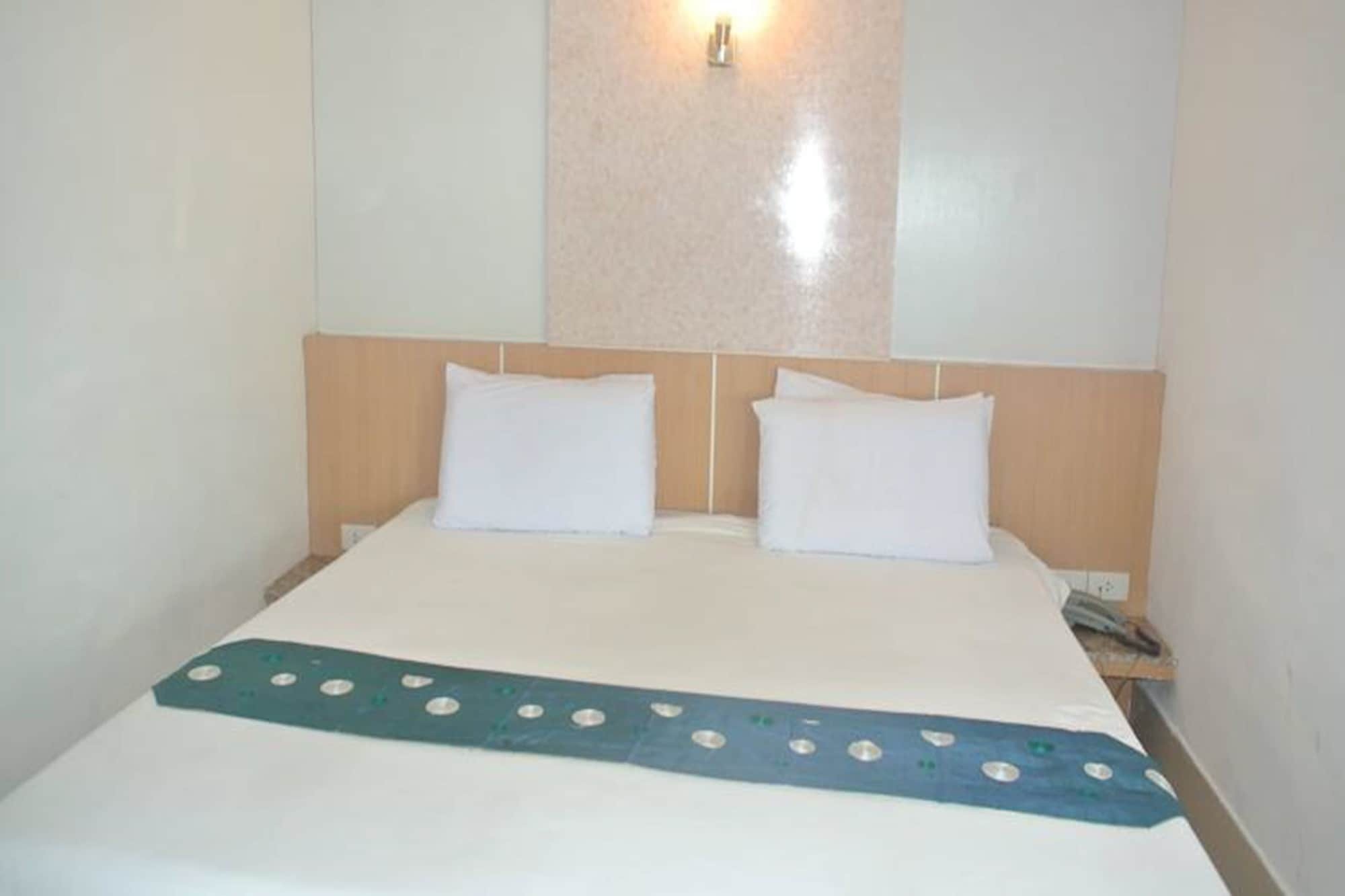 Hotel Satit Grand View 3*