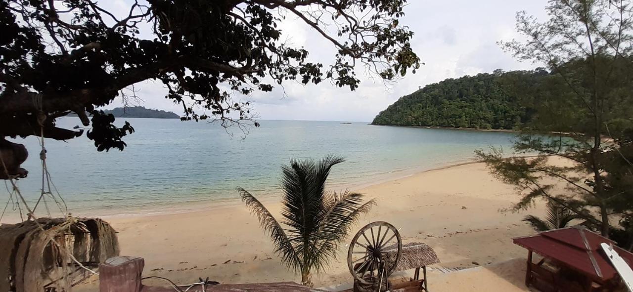 The Sun And Restaurant Koh Phayam