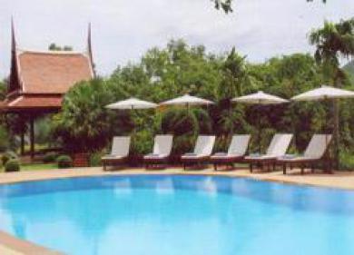 Petchvarin And Resort