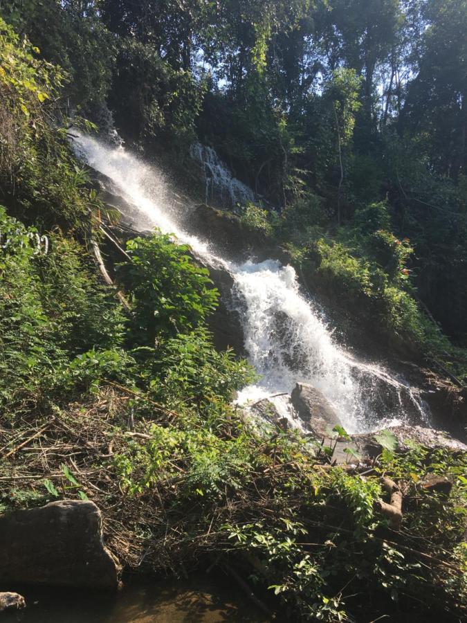 Resort Nok Chan Mee Na Chom Thong