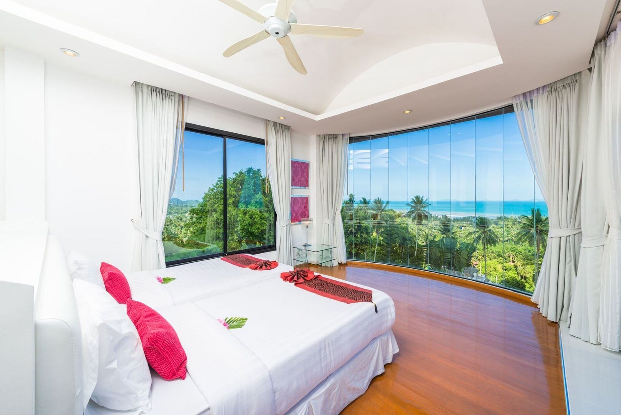 White Stone - Luxurious Sunset View 4 Bed Pool *