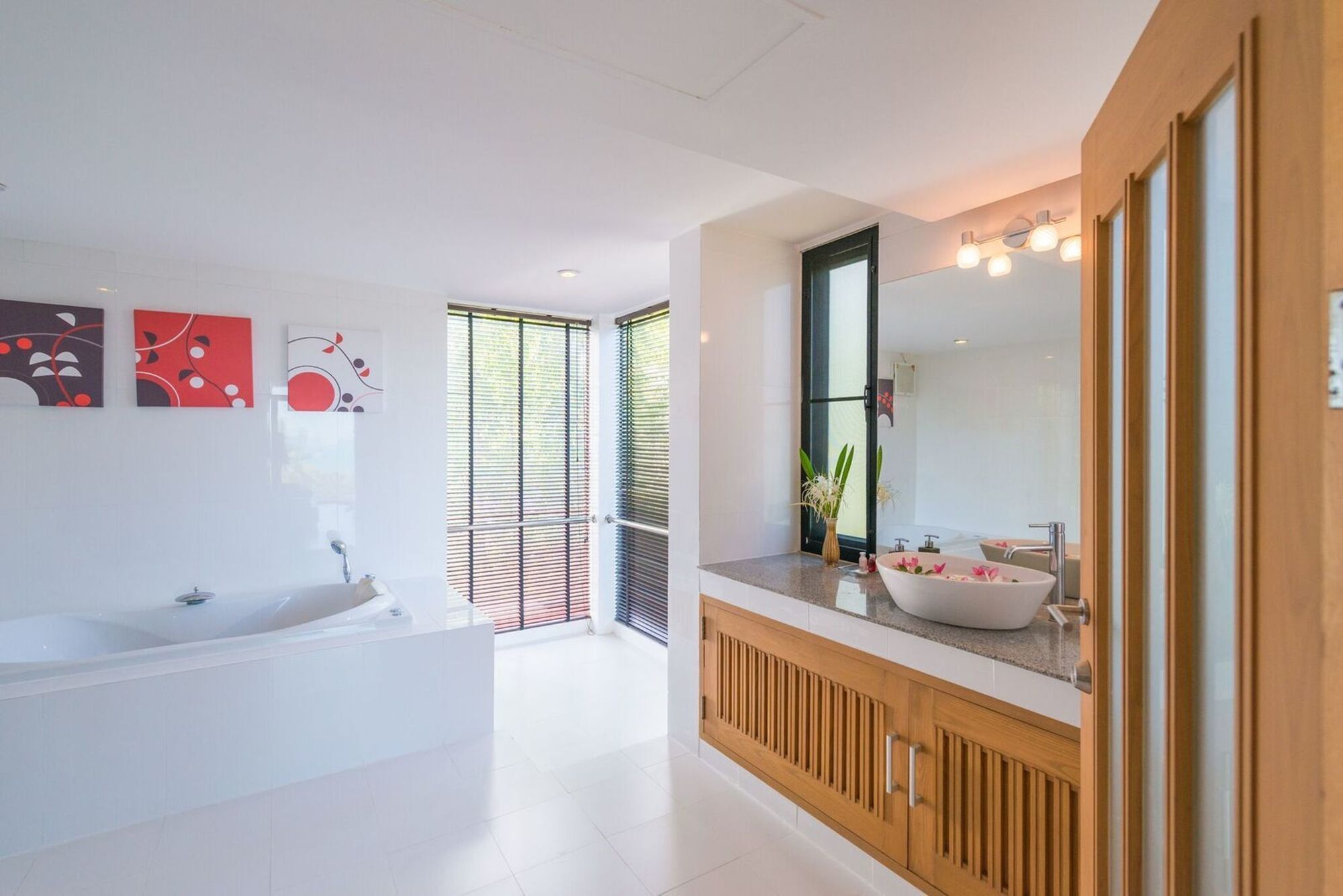 White Stone - Luxurious Sunset View 4 Bed Pool Villa