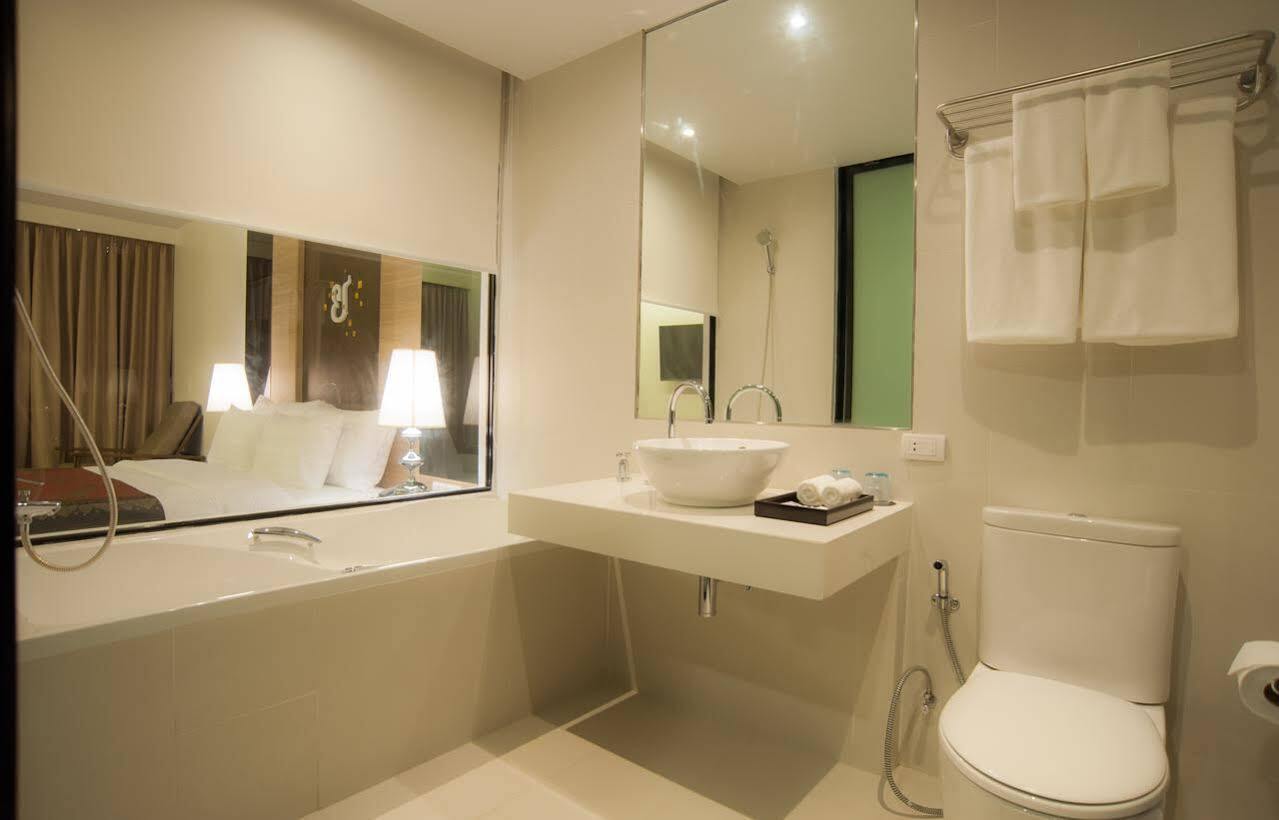 Hotel The Erawan -sha Extra