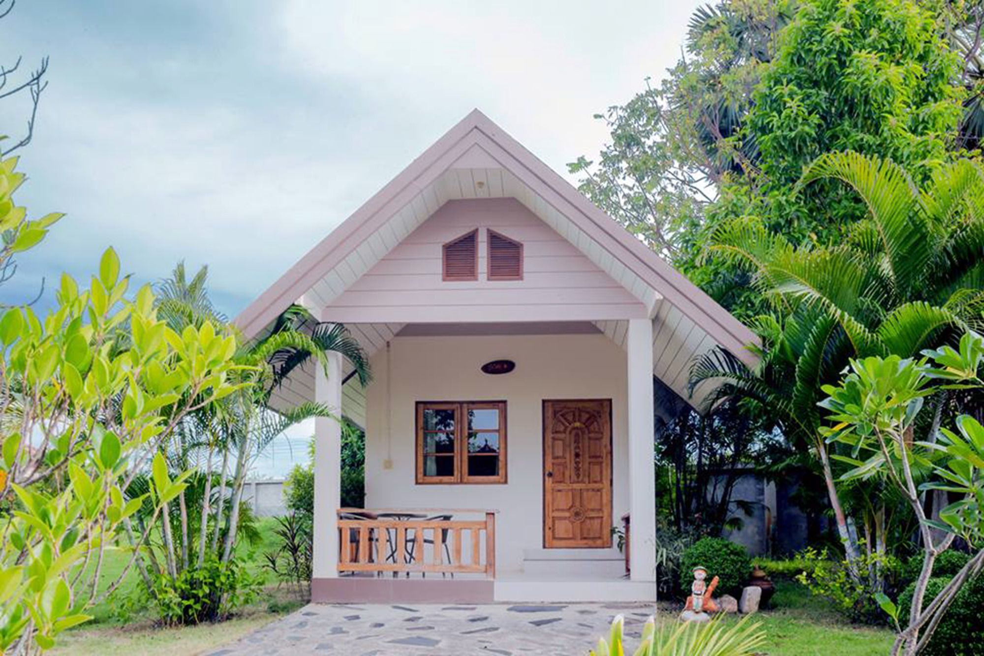 Thaisomboon Bighome