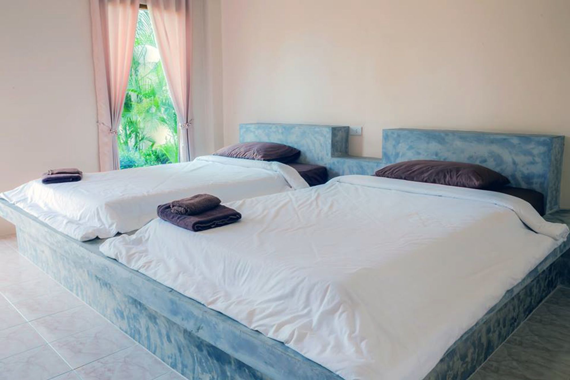 Thaisomboon Bighome Resort 2*