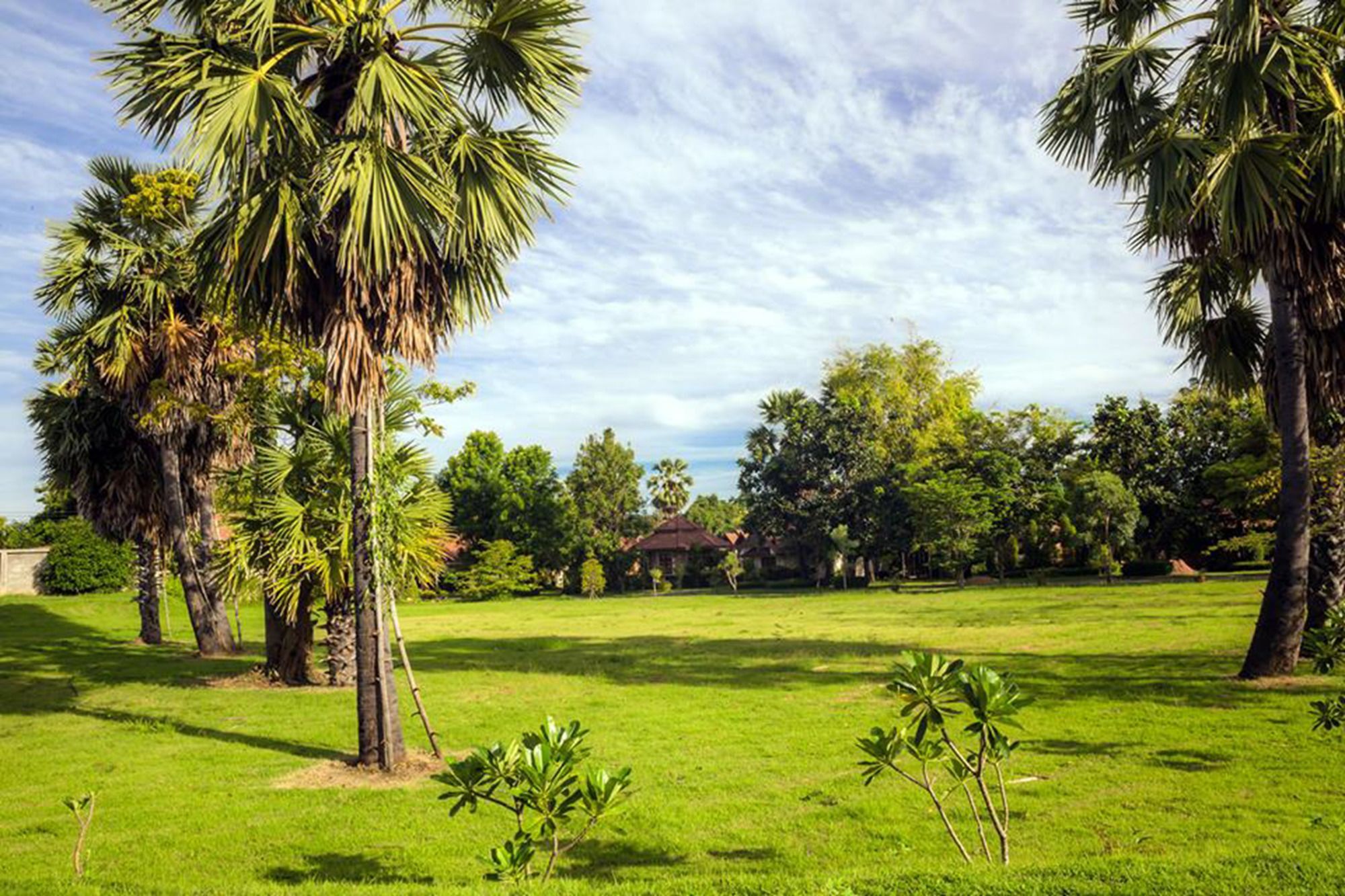Resort Thaisomboon Bighome