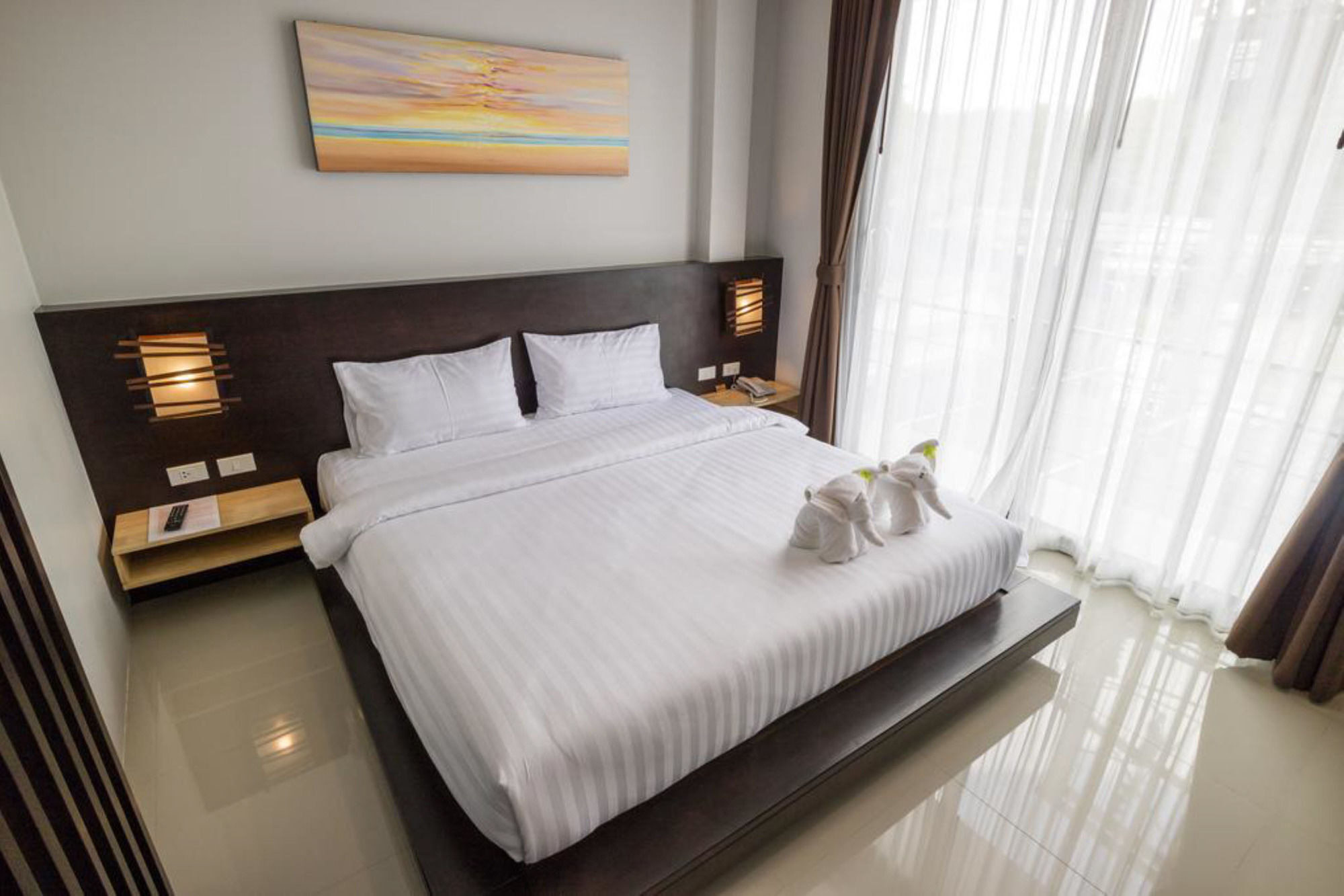 S2 Hotel