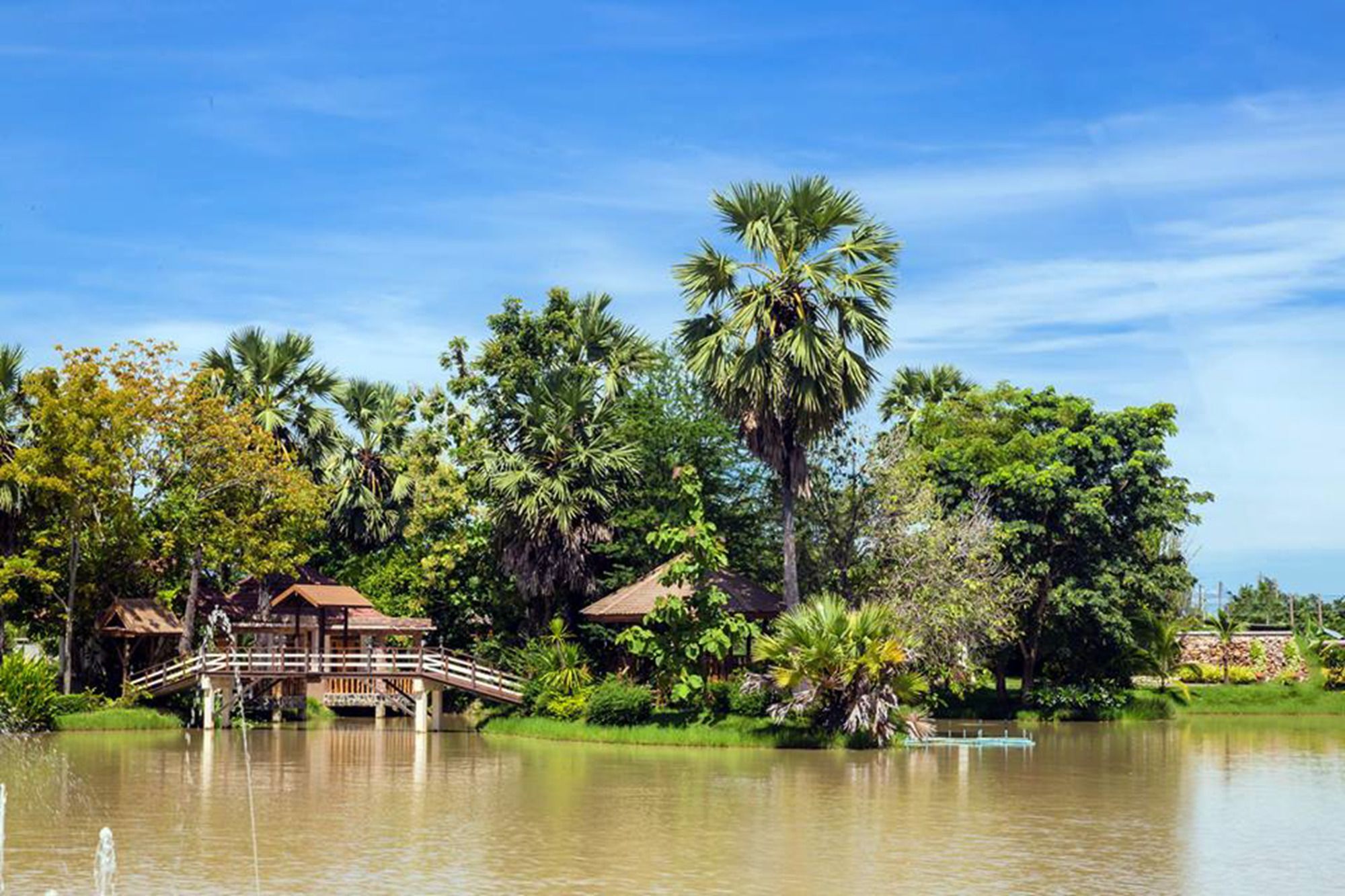 Resort Thaisomboon Bighome Sukhothai